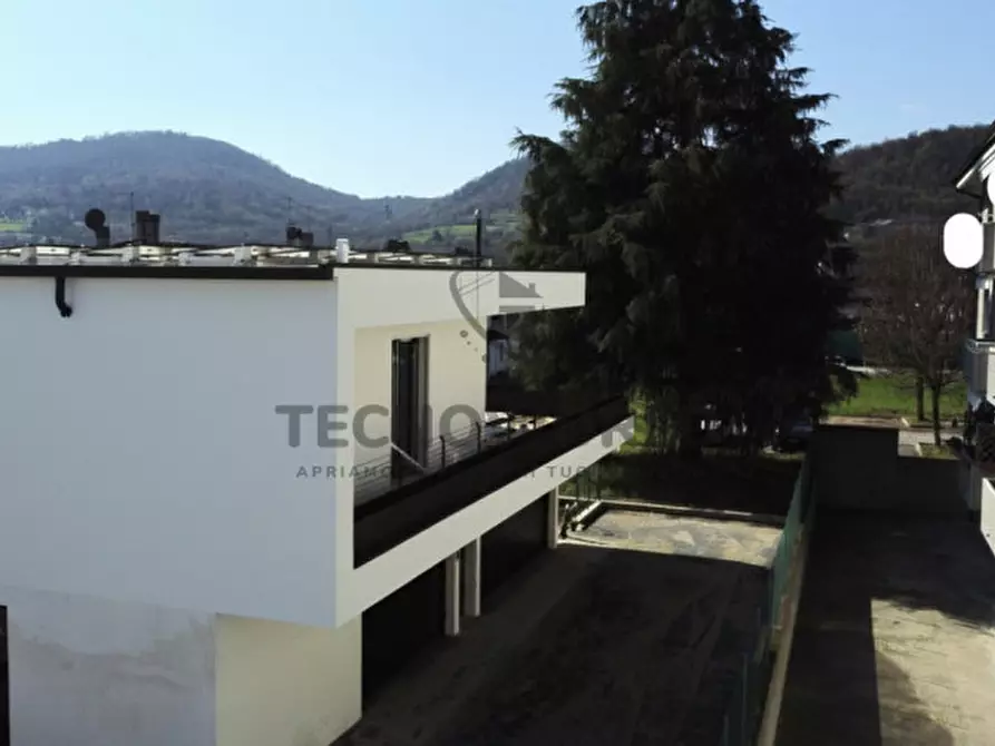 Immagine 3 di Attico in vendita  in Via Aldo Moro a Isola Vicentina