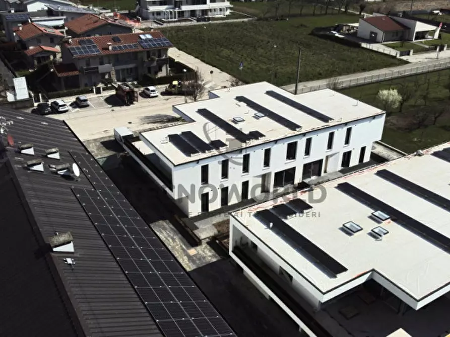 Immagine 10 di Attico in vendita  in Via Aldo Moro a Isola Vicentina