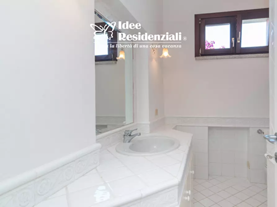 Immagine 25 di Casa bifamiliare in vendita  in VIA SA TAZZA a Olbia