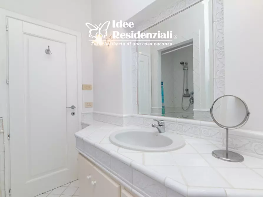 Immagine 26 di Casa bifamiliare in vendita  in VIA SA TAZZA a Olbia