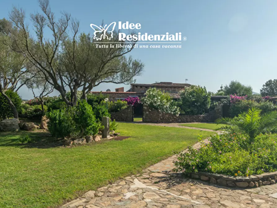 Immagine 28 di Casa bifamiliare in vendita  in VIA SA TAZZA a Olbia