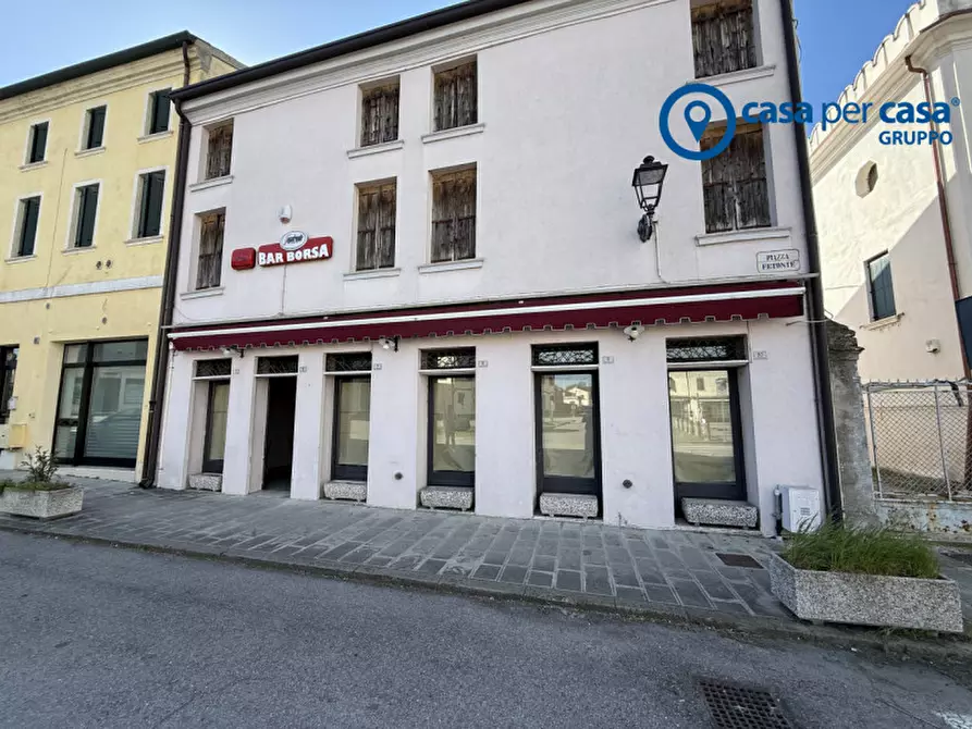 Immagine 18 di Casa bifamiliare in vendita  in Crespino, Piazza Fetonte a Crespino