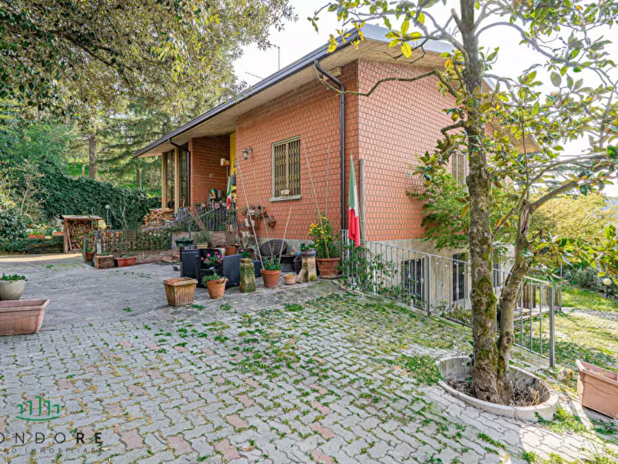 Immagine 10 di Appartamento in vendita  in Via Panoramica a Zola Predosa