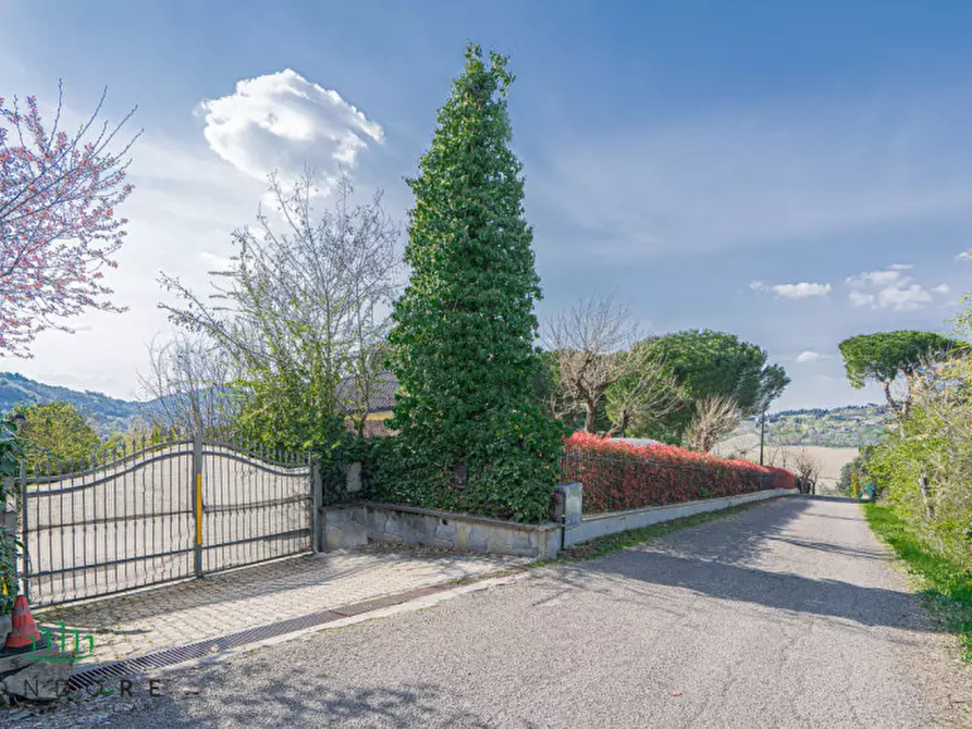 Immagine 12 di Appartamento in vendita  in Via Panoramica a Zola Predosa