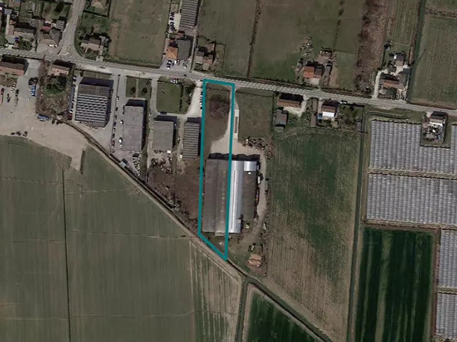 Immagine 1 di Capannone industriale in vendita  in Via Stradone 10 a Boschi Sant'anna
