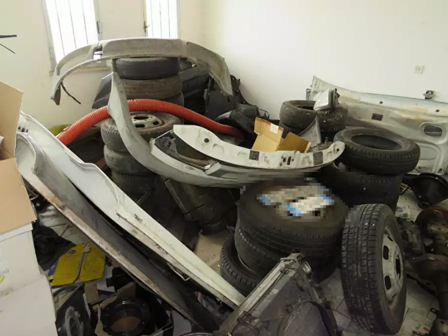 Immagine 10 di Capannone industriale in vendita  in Via Stradone 10 a Boschi Sant'anna