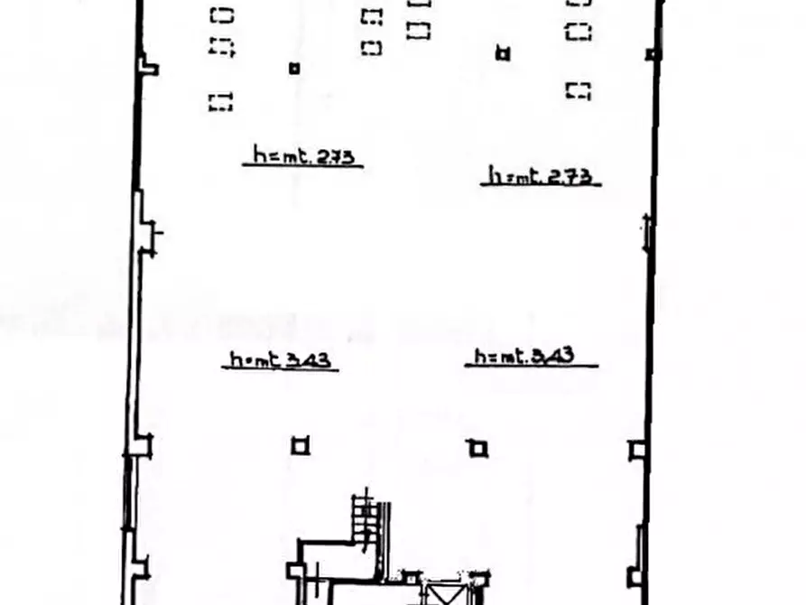Immagine 4 di Negozio in vendita  in VIA XXIV MAGGIO a Andria