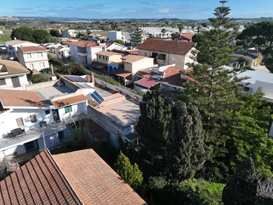 Immagine 2 di Villa in vendita  in C.da S. Maria del Focallo a Ispica