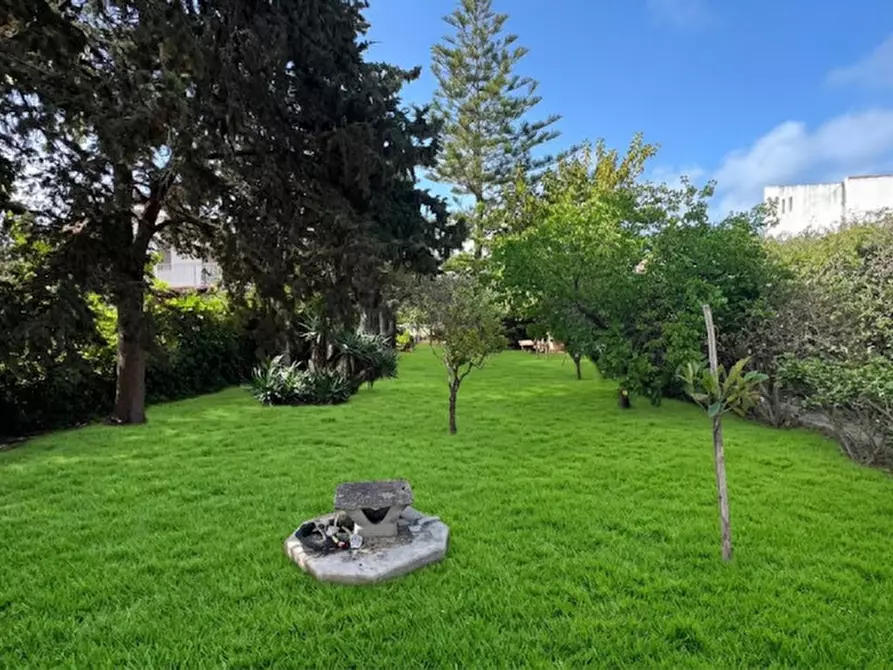 Immagine 5 di Villa in vendita  in C.da S. Maria del Focallo a Ispica