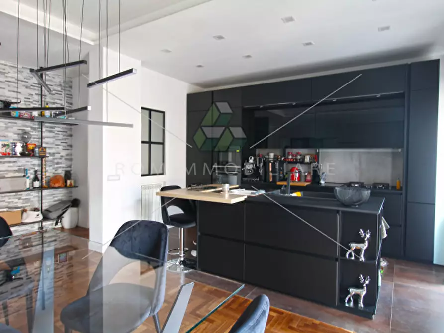 Immagine 4 di Appartamento in vendita  in Via Antonio Malfante a Roma