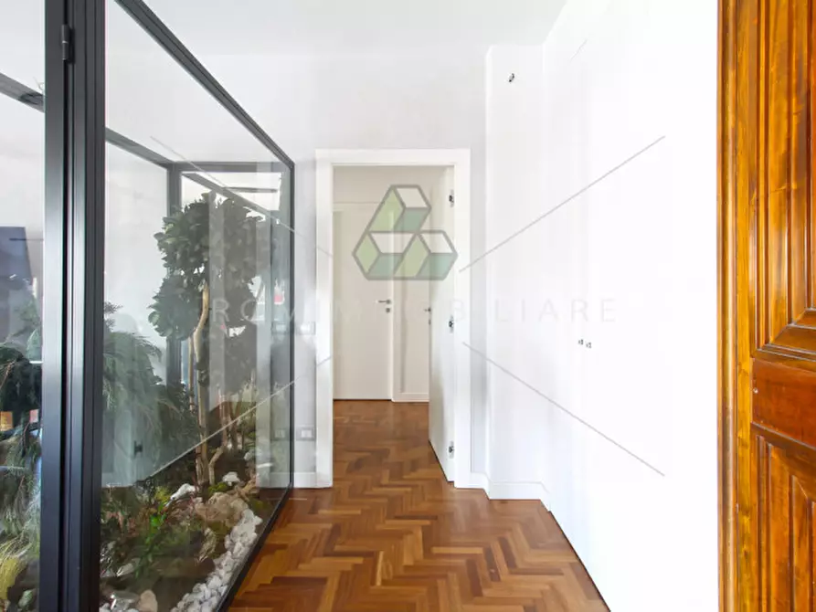 Immagine 10 di Appartamento in vendita  in Via Antonio Malfante a Roma