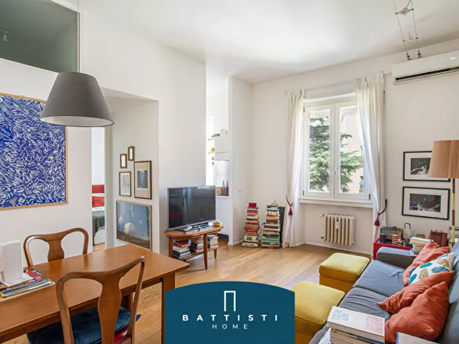 Immagine 2 di Appartamento in vendita  in Via della Giuliana a Roma