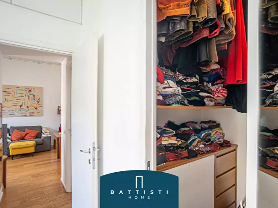 Immagine 15 di Appartamento in vendita  in Via della Giuliana a Roma