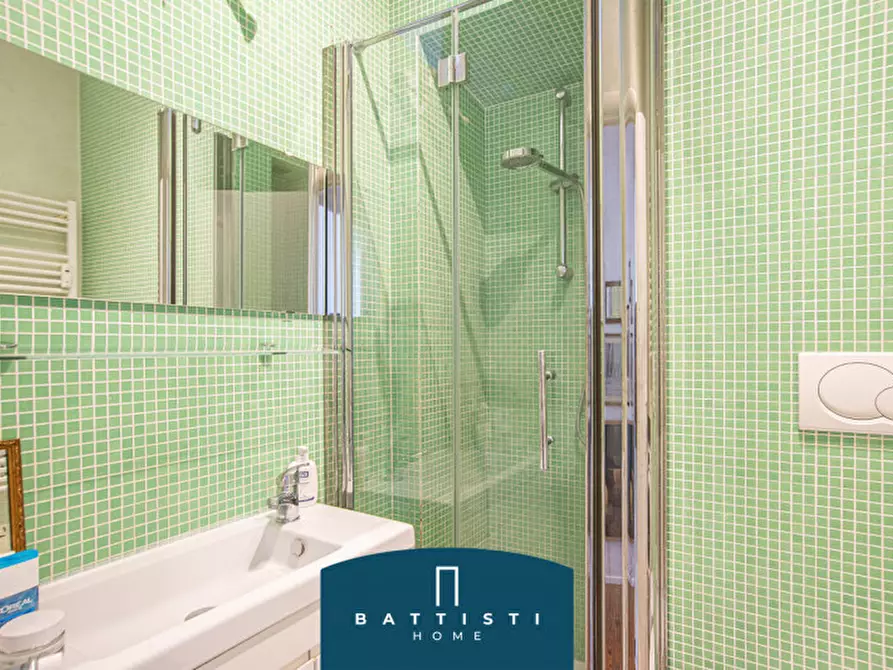 Immagine 17 di Appartamento in vendita  in Via della Giuliana a Roma