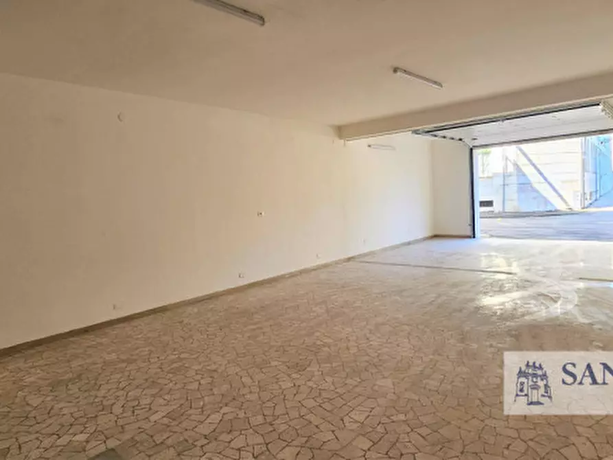 Immagine 4 di Garage in affitto  in Contra' della Fascina a Vicenza