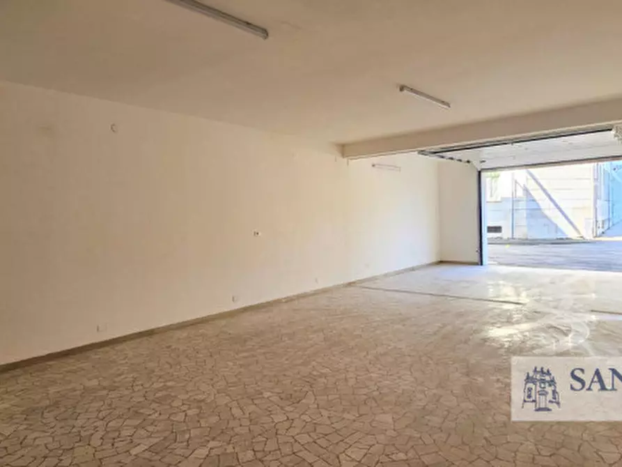 Immagine 8 di Garage in affitto  in Contra' della Fascina a Vicenza