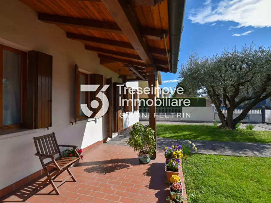 Immagine 1 di Casa indipendente in vendita  in Via Castellana a Treviso