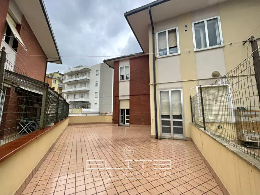 Immagine 25 di Appartamento in vendita  in VIA GIGLI a Ancona