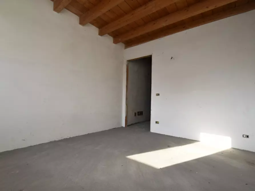 Immagine 22 di Villetta a schiera in vendita  in Corso Giuseppe Mazzini 112 a Bussolengo