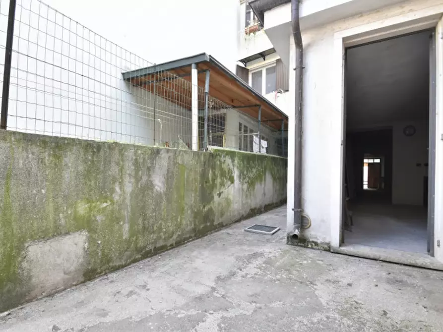 Immagine 28 di Villetta a schiera in vendita  in Corso Giuseppe Mazzini 112 a Bussolengo