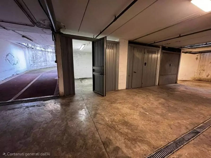 Immagine 1 di Garage in vendita  in Via Nicola Antonio Porpora a Milano