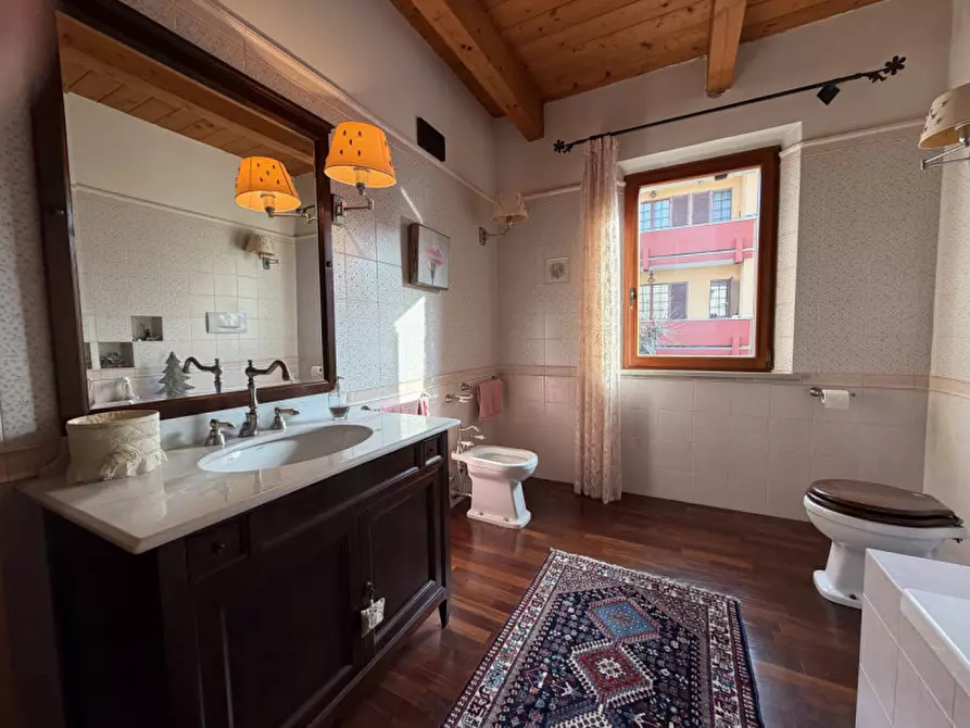 Immagine 22 di Appartamento in vendita  a Senigallia