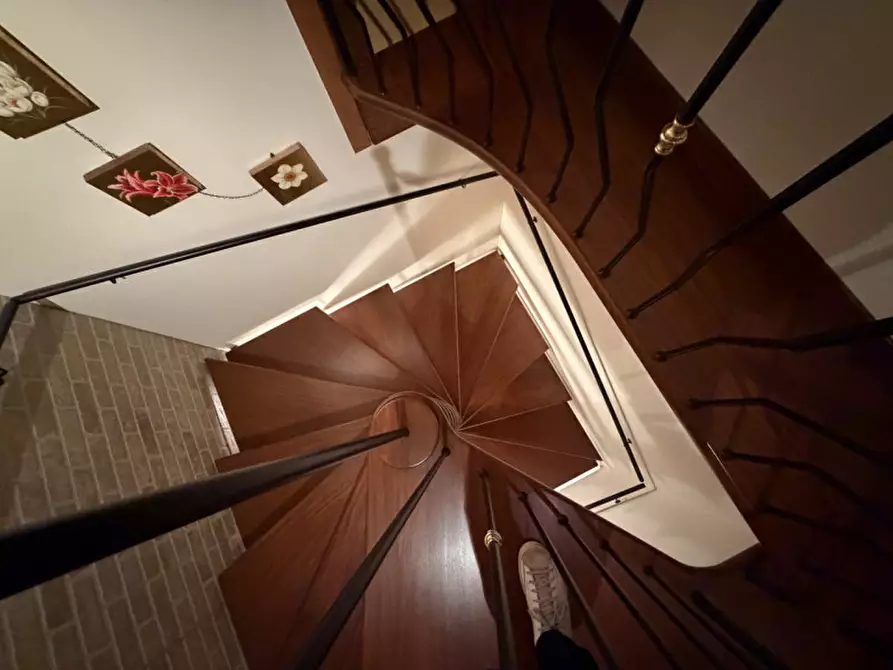 Immagine 34 di Appartamento in vendita  a Senigallia