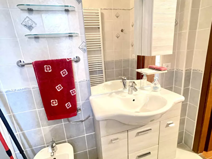 Immagine 12 di Appartamento in affitto  a Suzzara