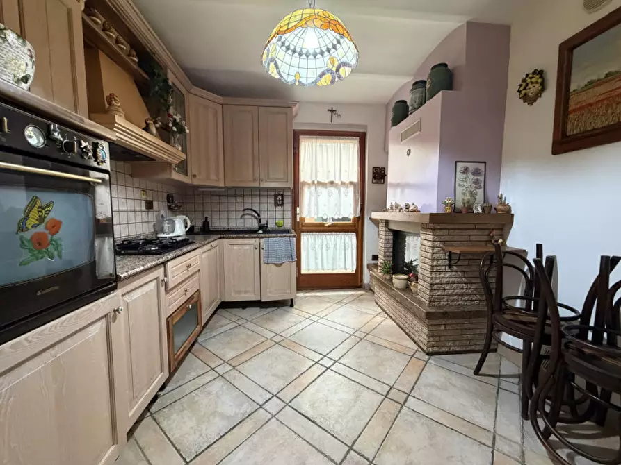 Immagine 6 di Appartamento in vendita  a Senigallia