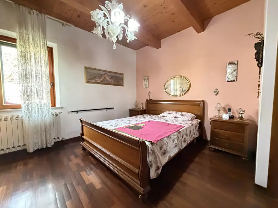 Immagine 16 di Appartamento in vendita  a Senigallia