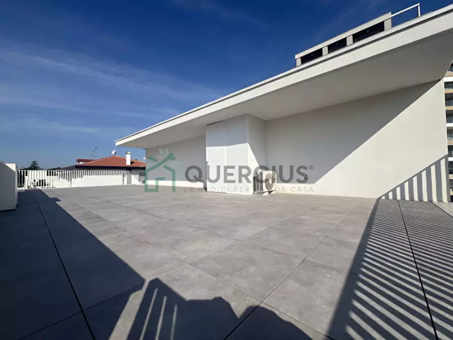 Immagine 2 di Appartamento in vendita  in Piazza Drago a Jesolo