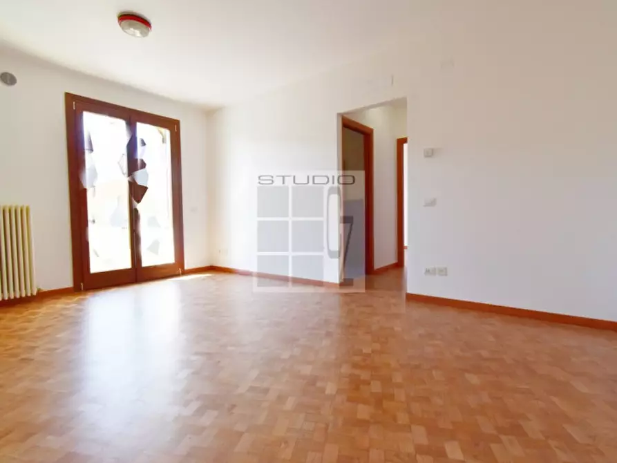 Immagine 1 di Appartamento in vendita  in via Caduti di Nassiriya a Loreggia