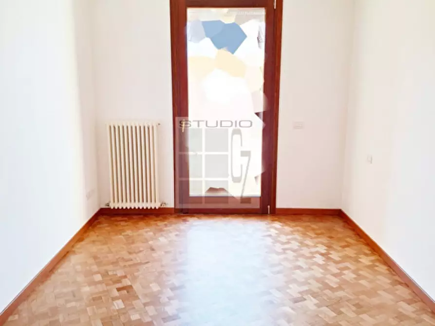 Immagine 11 di Appartamento in vendita  in via Caduti di Nassiriya a Loreggia