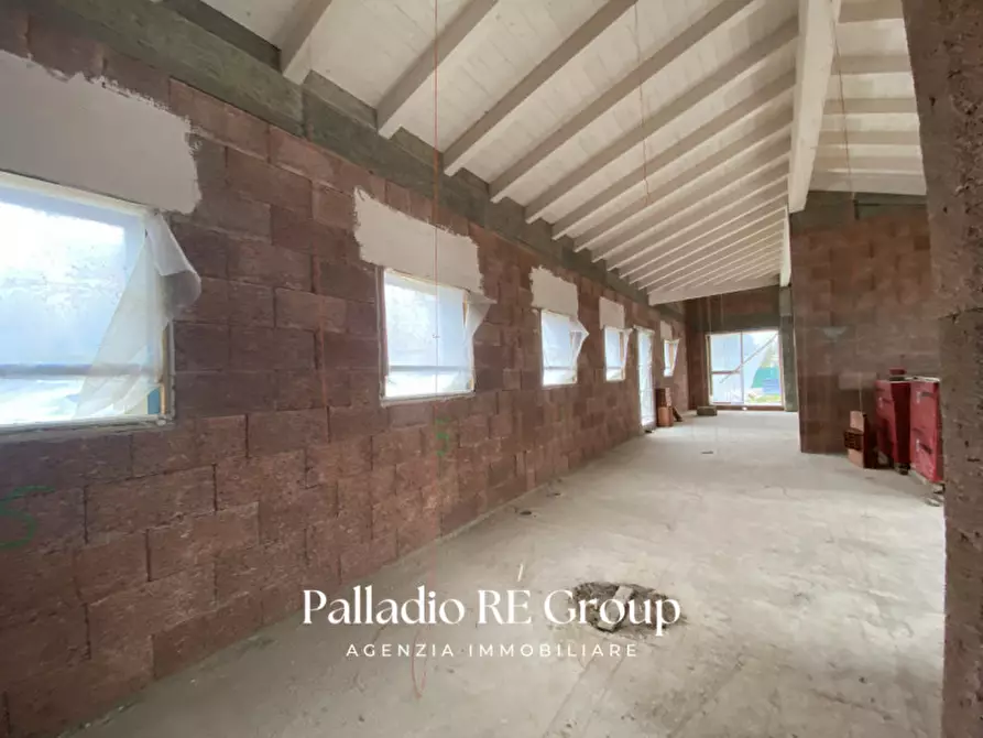 Immagine 9 di Villetta a schiera in vendita  in Via roma a Longare