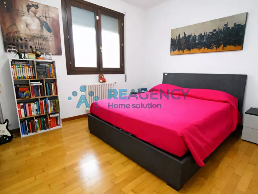 Immagine 6 di Appartamento in vendita  in Via Adriano Navarotto, 8 a Vicenza