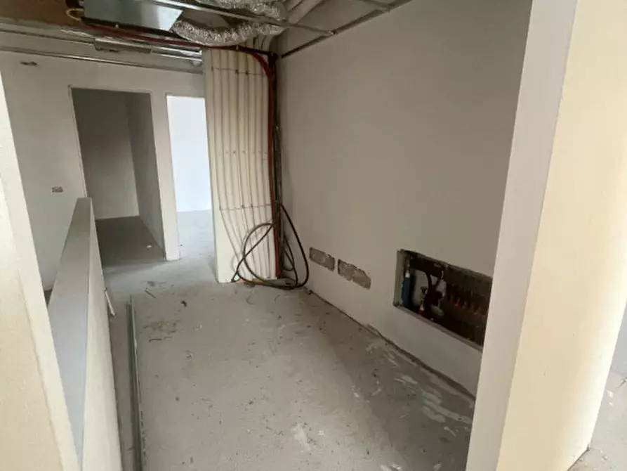 Immagine 8 di Casa trifamiliare in vendita  in Via Roma a Selvazzano Dentro