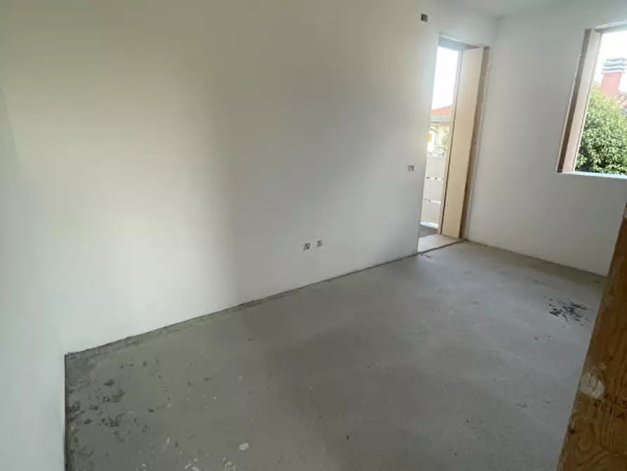 Immagine 10 di Casa trifamiliare in vendita  in Via Roma a Selvazzano Dentro