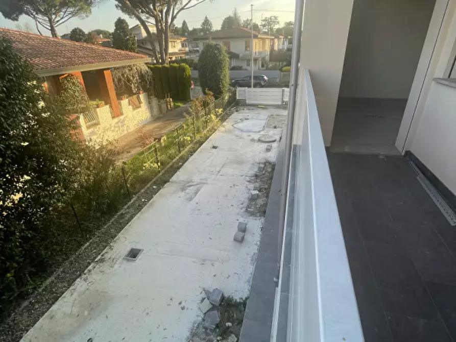 Immagine 12 di Casa trifamiliare in vendita  in Via Roma a Selvazzano Dentro