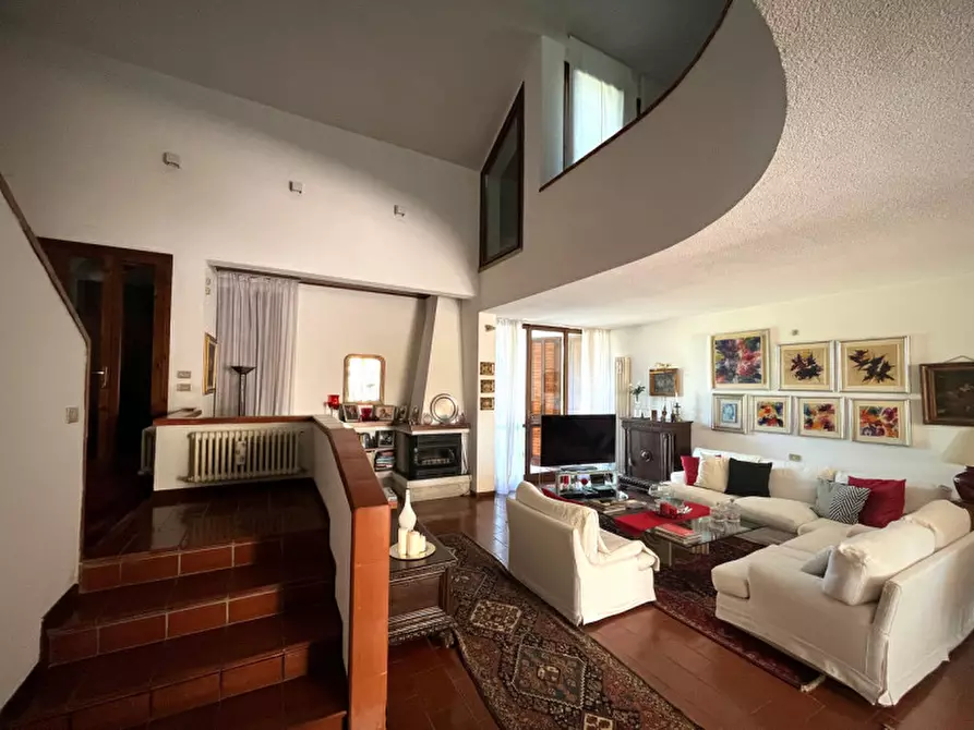 Immagine 1 di Villa in vendita  a Rovigo