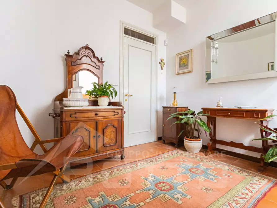 Immagine 8 di Villa in vendita  in Via Tevere n.11 a Oleggio