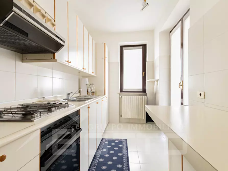 Immagine 22 di Villa in vendita  in Via Tevere n.11 a Oleggio