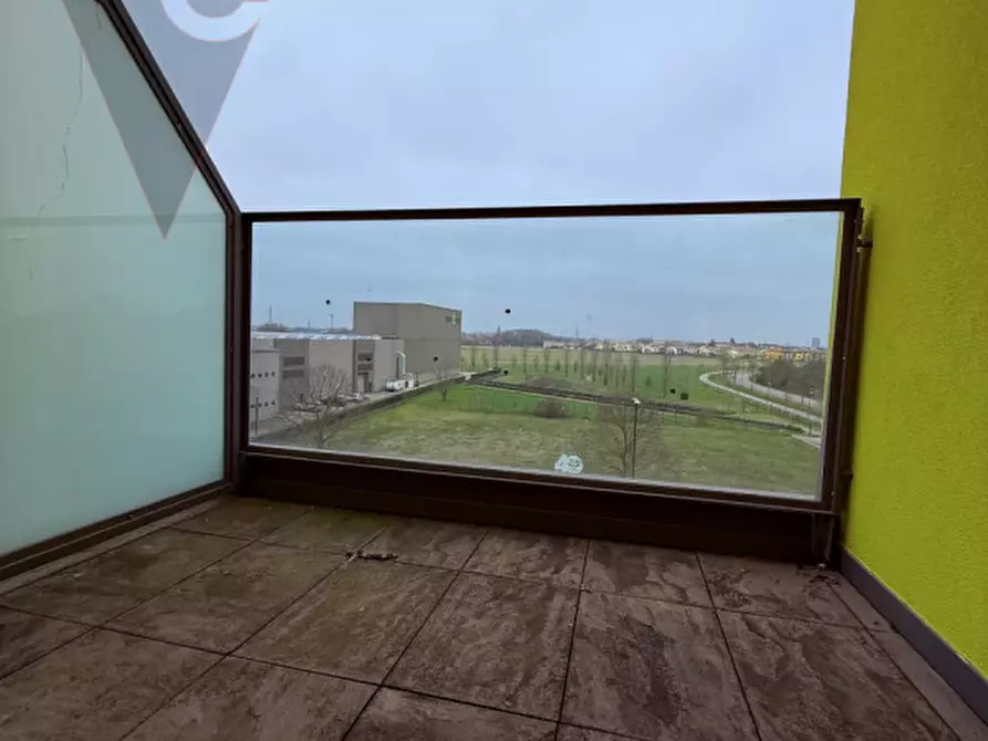 Immagine 5 di Ufficio in vendita  a Ponte San Nicolò