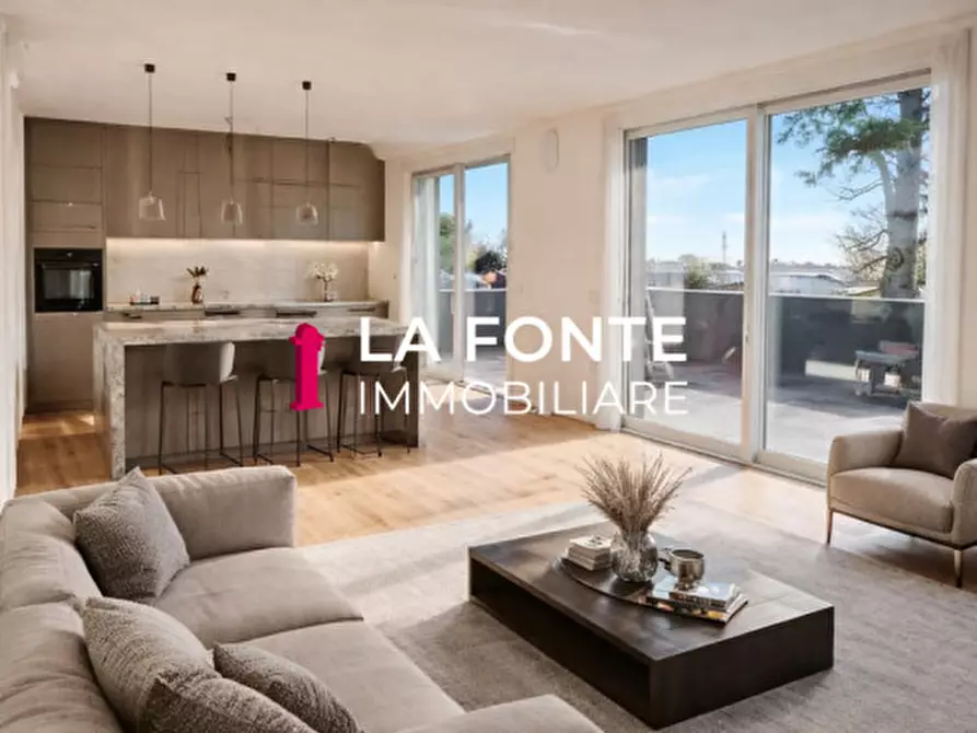 Immagine 6 di Attico in vendita  in Via Capeleo a Stra