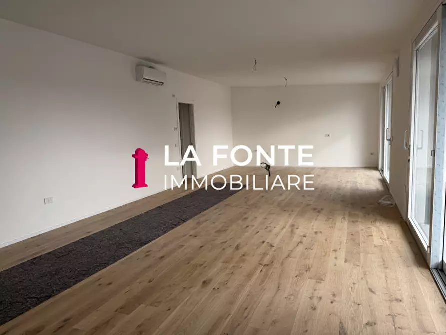 Immagine 16 di Attico in vendita  in Via Capeleo a Stra