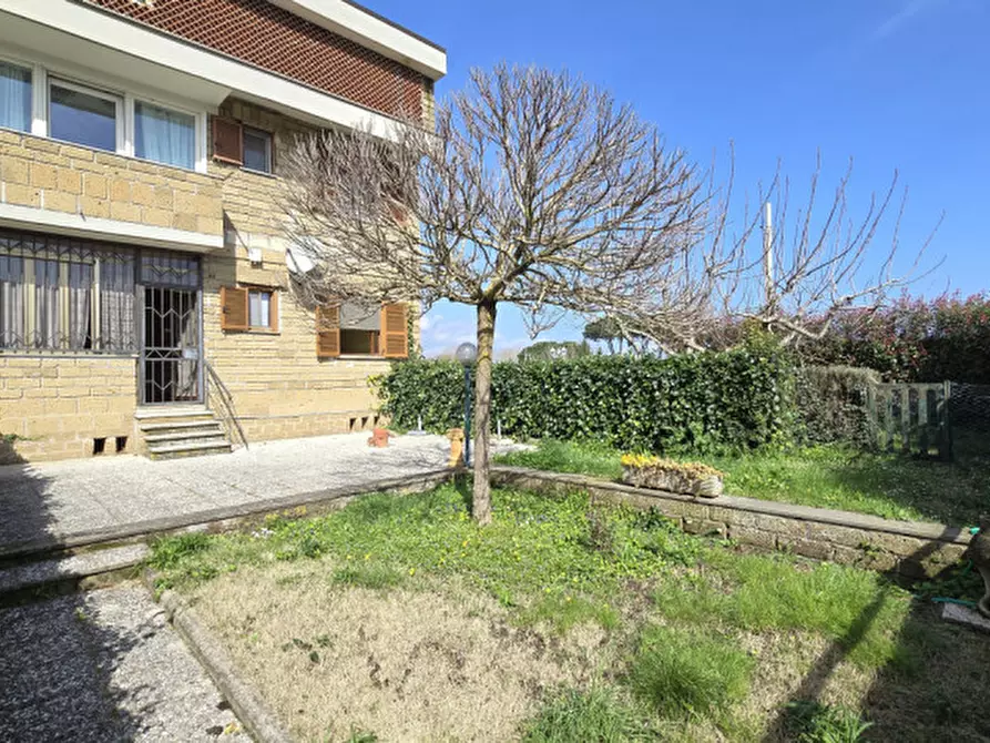 Immagine 1 di Appartamento in vendita  in Viale Regina Margherita, 3 a Capodimonte
