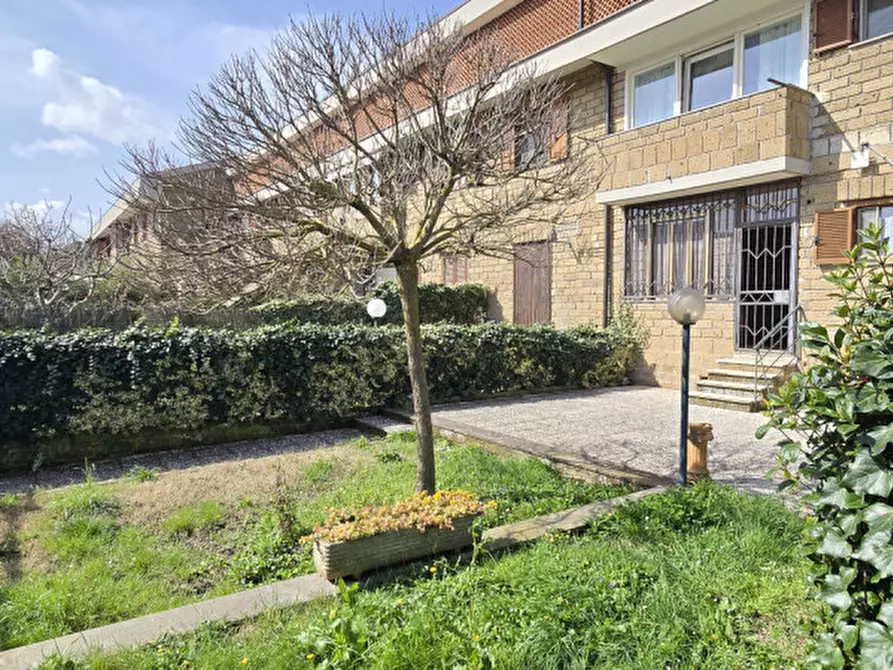 Immagine 3 di Appartamento in vendita  in Viale Regina Margherita, 3 a Capodimonte