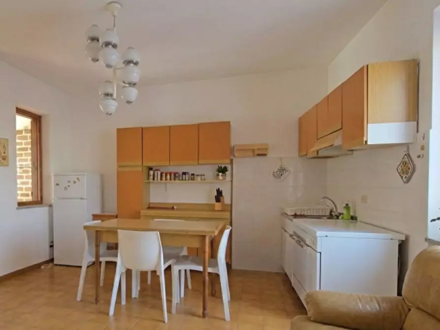 Immagine 6 di Appartamento in vendita  in Viale Regina Margherita, 3 a Capodimonte