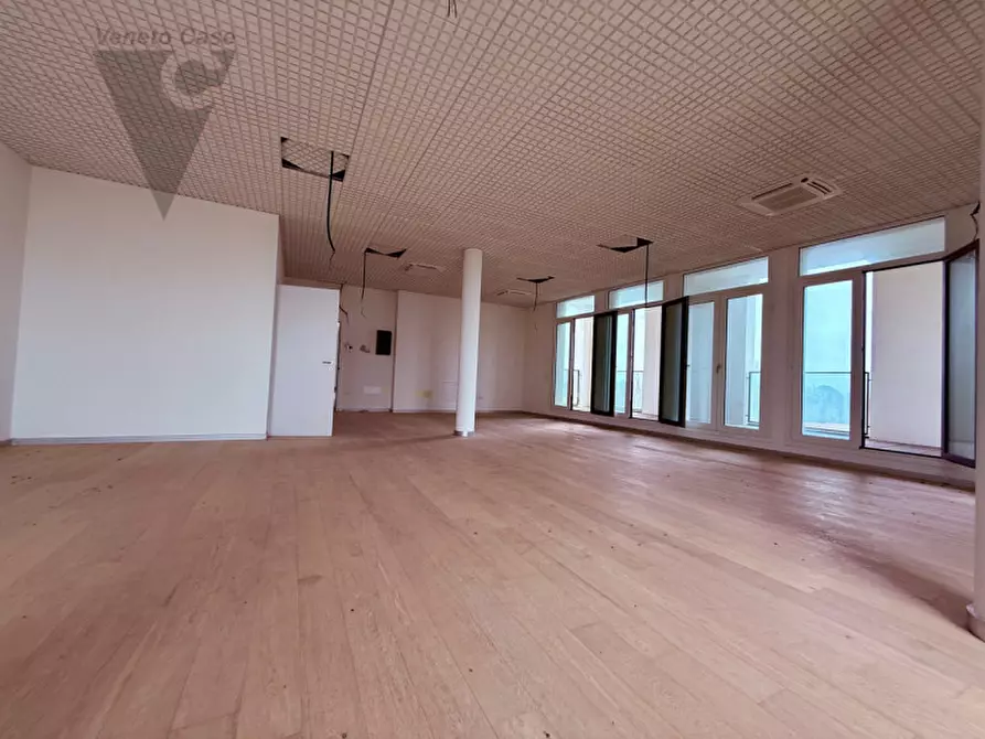 Immagine 2 di Ufficio in vendita  a Ponte San Nicolò