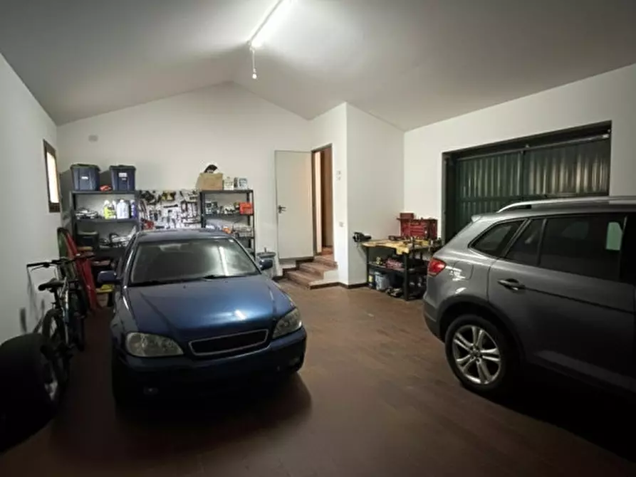 Immagine 10 di Casa bifamiliare in vendita  in Via Turchia a Selvazzano Dentro