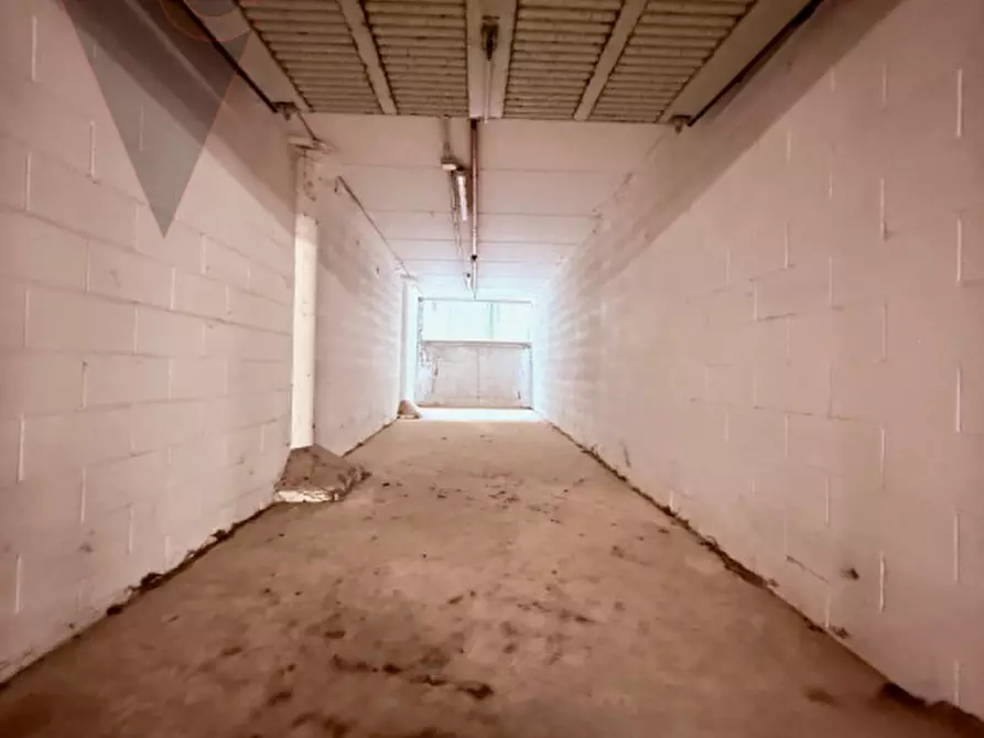 Immagine 1 di Garage in vendita  a Ponte San Nicolò